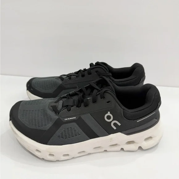 In Running Cloudrunner 2 Women’s Shoes - Missing insole - Picture 5 of 11